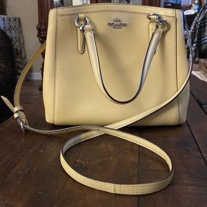 Coach F57847 Minetta Crossbody Handbag. Yellow. Pre-owed, Great condition.